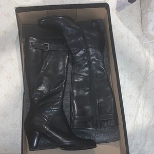 Ecco Black Leather Heeled Boots